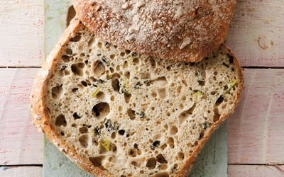 Pain aux légumes verts